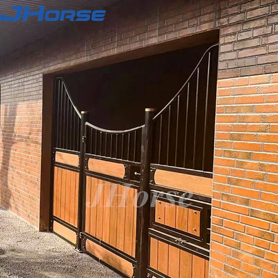 Écuries faites sur commande imperméables de cheval enduisant la porte d'avants stable de stalle de cheval