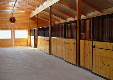 Boîtes de cheval galvanisées plongées chaudes standard, panneaux d'écurie de cheval