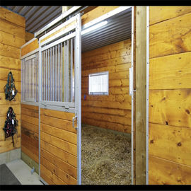 Boîte stable de cheval exhalée par côté modulaire de kit de stalle de cheval avec la porte coulissante de longue vie