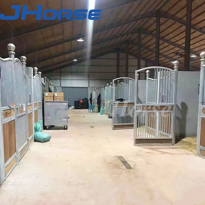 La stalle en acier de cheval de traitement mobile résistant de HDG affronte la preuve de corrosion