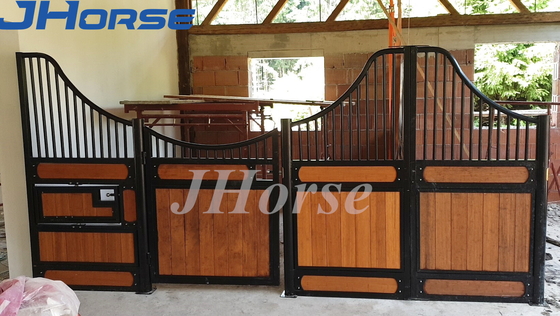 Rame de boîte stable à cheval sécurisé 50x50mm Rhs standard Porte coulissante / balançoire