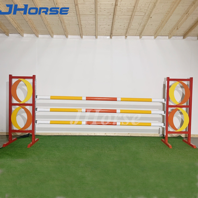 Équipement de saut de cheval personnalisable Construction en acier en PVC durable