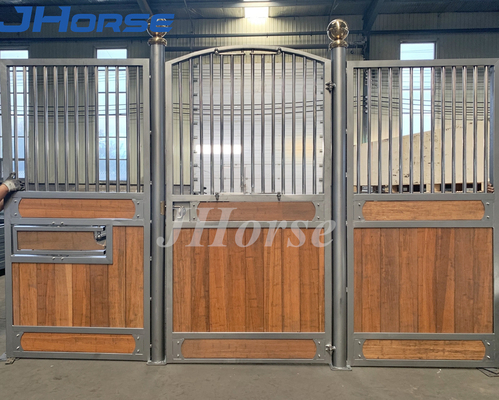 Personnalisé pour l'Europe Luxe équitation grange cheval stable avec fournisseur de foin
