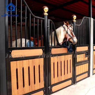 Étagères galvanisées pour chevaux européens avec un beau design, facile à installer et des longueurs personnalisables