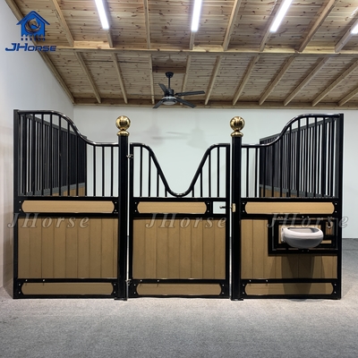 Affordable équestre 12 pieds équestre stable avec des accessoires galvanisés à chaud