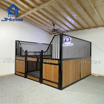 2.3m Hauteur de cheval Fronts de l'étable en poudre enduit ou galvanisé en acier et en bambou ou sur mesure