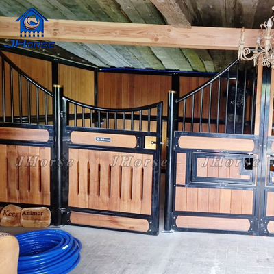 14ft 3,0m de cheval de bambou stable taille de porte personnalisée pour une garde de chevaux sûre et confortable