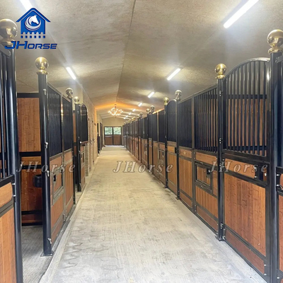 Panneau avant de box pour chevaux de taille personnalisée modulaire préfabriqué avec fenêtre à bascule