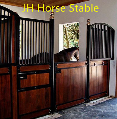 Matériau de construction préfabriqué à cheval